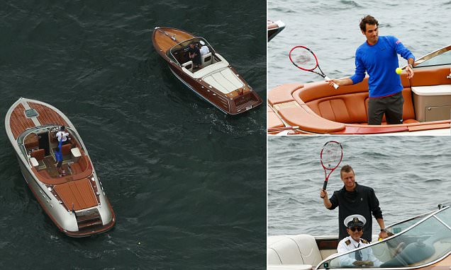 Federer dan Hewitt Bertanding di Atas Speedboat di Pelabuhan Sydney